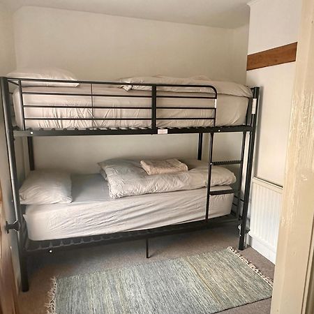 הוילה House In לאנבריס מראה חיצוני תמונה
